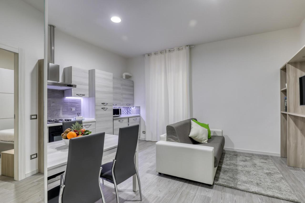 Tourist Apartment Чивитавеккья Экстерьер фото